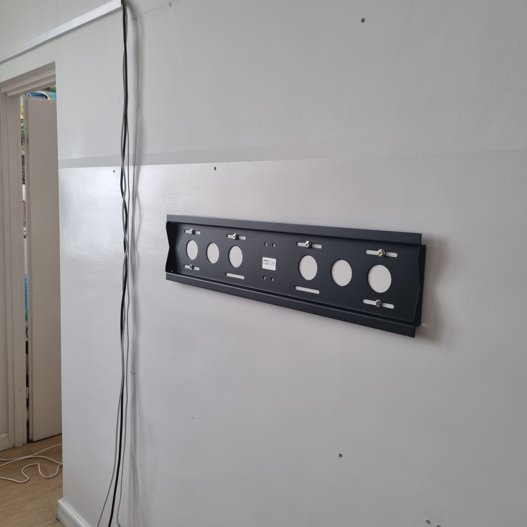 Instalacja monitora interaktywnego w sali edukacyjnej – Lublin