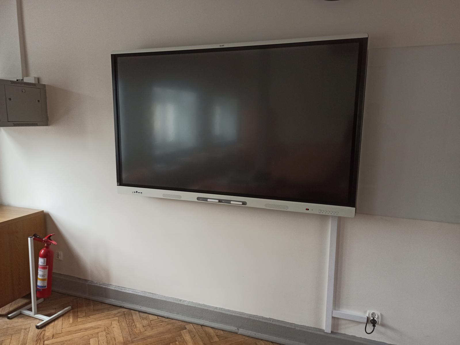 Sala lekcyjna z monitorem interaktywnym – Łódź